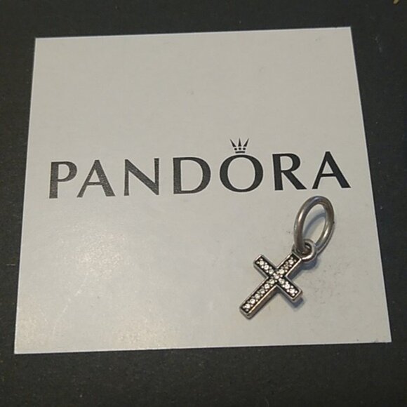 Pandora Sparkling Cross Charm Sterling Silver 791310cz - Picture 2 of 3